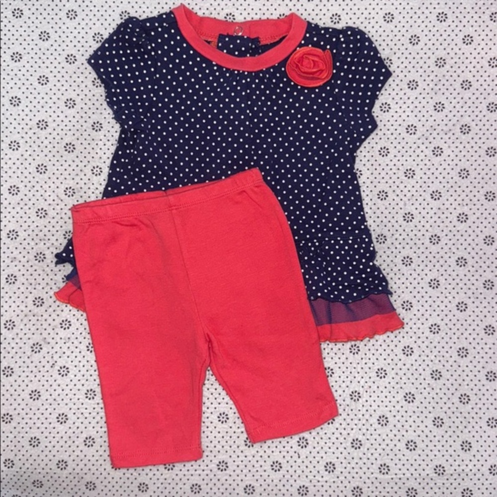 🛍 CUTE LITTLE BABIES OUTFIT SIZE 6-9 MONTHS 🛍